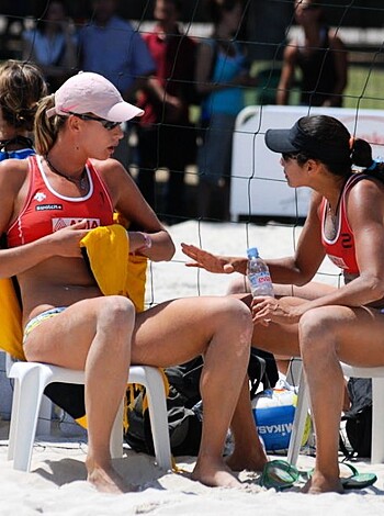 Beach Volleyball ass shots - Photo 43