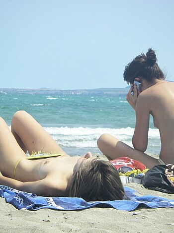 Nudist beach 457 - Photo 2