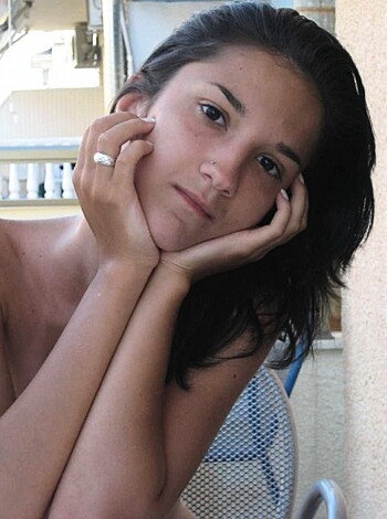 Young couples at holiday ( topless pics ) - Photo 32