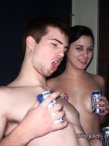 Two nude dudes guzzling brewskis.