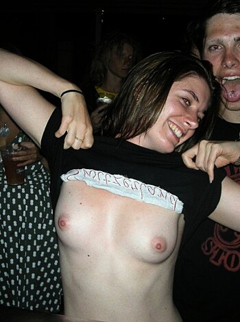 Young Girls and night party flashers  - Photo 20