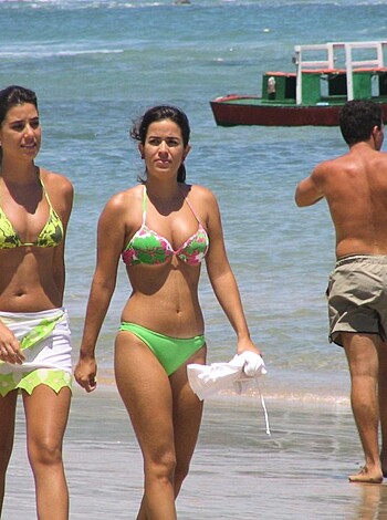 Gorgeous Beach Bikini Candids  - Photo 22