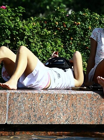 TEEN UPSKIRTS AMATUER SET  - Photo 8
