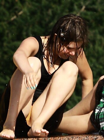 TEEN UPSKIRTS AMATUER SET  - Photo 29
