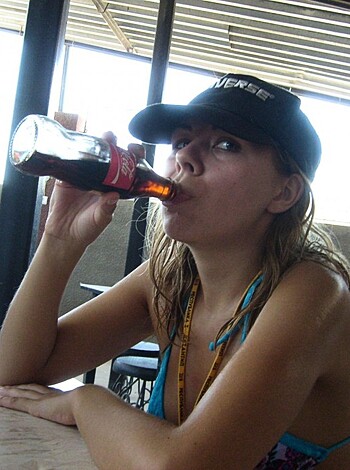 TEEN ON NUDIST BEACH HOLIDAY AMATEUR SET  - Photo 6