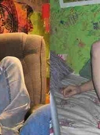 Dressed Undressed 22  - Photo 15
