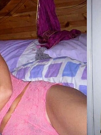 Dresed Undressed 145  - Photo 21