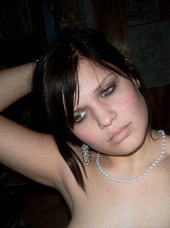 Amateur Teen Hand and Bottle Insertion  - Photo 2