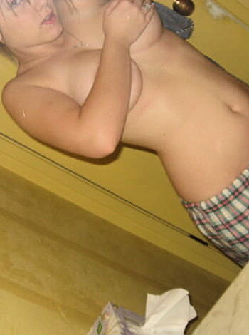 jeune fille bi  - Photo 115