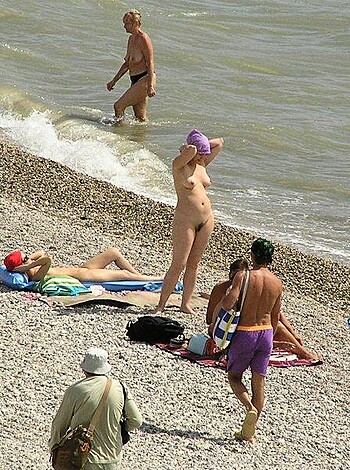 Nude beach - mix 23  - Photo 3