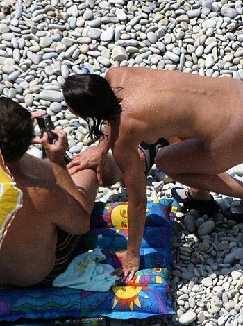 Nude beach - mix 23  - Photo 22