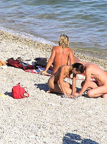 Nude beach - mix 22  - Photo 61