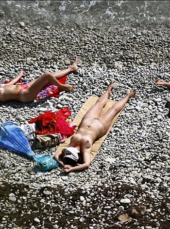 Nude beach - mix 12 - Photo 42