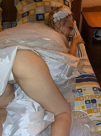 Russian brides pose  - Photo 47