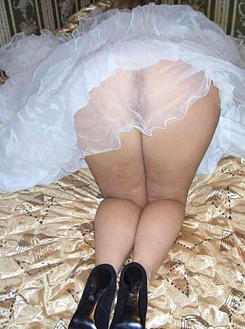 Russian brides pose  - Photo 112