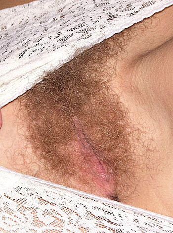 Russian amateur girl serie 287 - Hairy Pussy - Photo 6