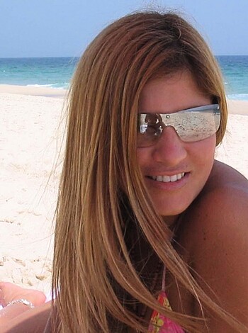 blonde cutie with hot tanlines at beach - Photo 3
