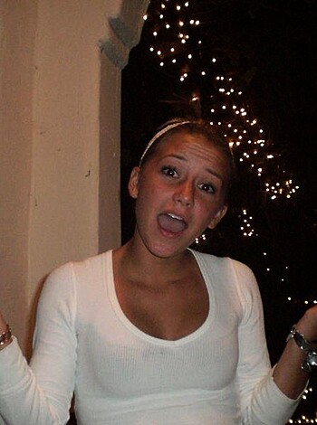Drunk teen girls party - Photo 38
