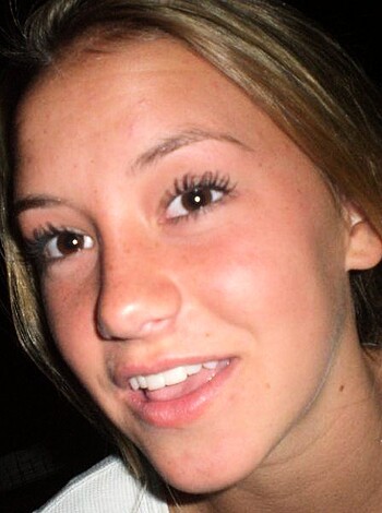 Drunk teen girls party - Photo 58