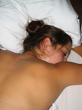 CUTE TEENS FUCKING AMATEUR SET - Photo 18