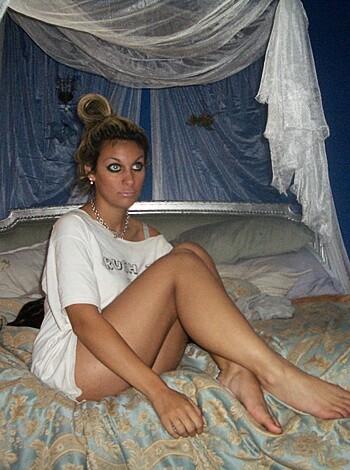 """
Here's your fuckin naked bitch wit her goddamn hair all done up, ya perv!
"""