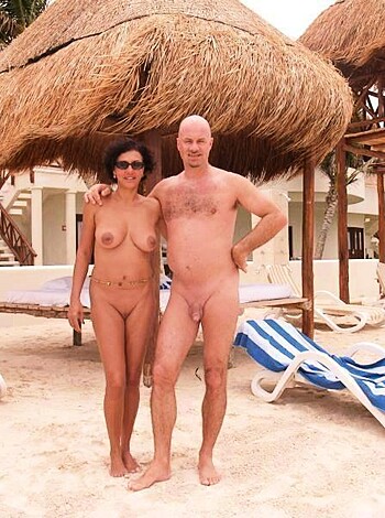 Nudist Beach Fun  - Photo 18