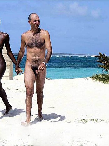 I Love the Nudist Beach  - Photo 1