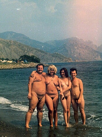 I Love the Nudist Beach  - Photo 39
