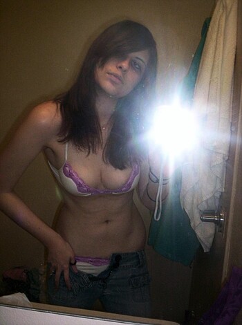 Girlfriend selfshot pics 013  - Photo 5