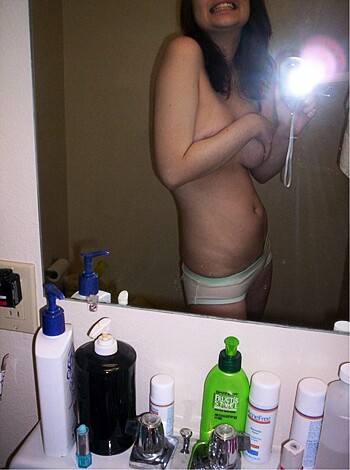 Girlfriend selfshot pics 013  - Photo 9