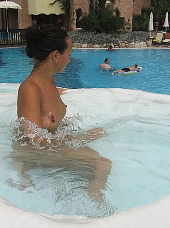 Milena in Alanya Turkey Beach - Photo 8
