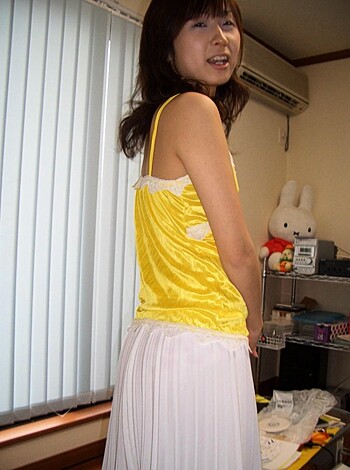 "Here's your standard fucking image of some slutty bitch in a goddamn yellow shirt and skirt. Why the hell do I have to see this? Fuck my life."