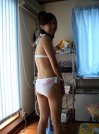 Young Chinese has unprotected sex (Part 1 of 6)  - Photo 8