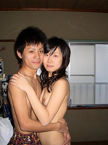 Young Chinese has unprotected sex (Part 1 of 6)  - Photo 15