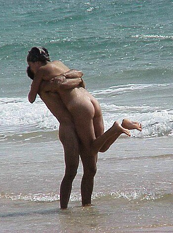Nude Beach Teens  - Photo 8