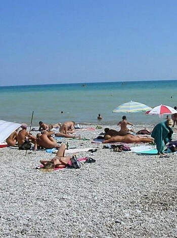 Nude Beach Teens  - Photo 50