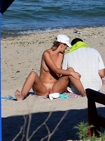 The naked beach 351  - Photo 36