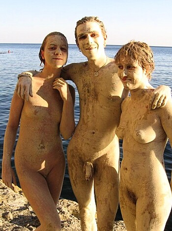 The naked beach 352 - Photo 21