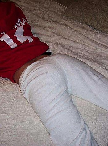 Sweet Blonde shows her Shaved Pussy - Photo 10