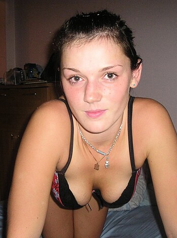 Hot Girl poses - Photo 27
