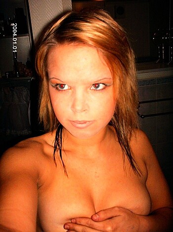 Naked Shower Teen - Photo 2