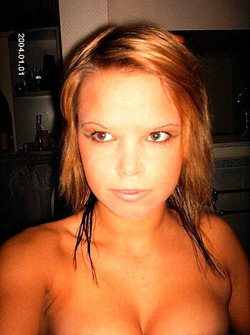 Naked Shower Teen - Photo 15