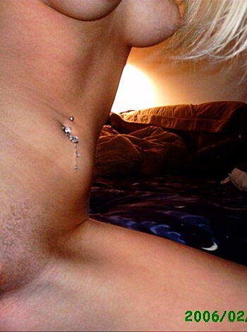 Blonde Teen fingering her Pussy - Photo 14