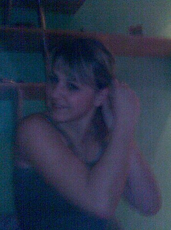 Hot Blonde shows her Naked Body - Photo 30