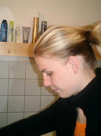 Sweet Blonde shows her Cunt - Photo 30