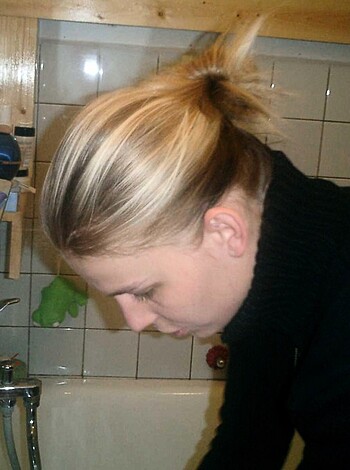 Sweet Blonde shows her Cunt - Photo 31