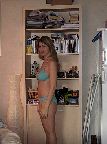"Here's a chick in a bikini, standin' next to a shit-tona books, lookin' all sexy and shit."