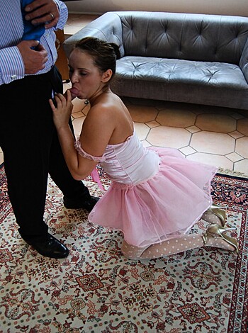 Young ballerina gets fucked by an older man - Photo 102