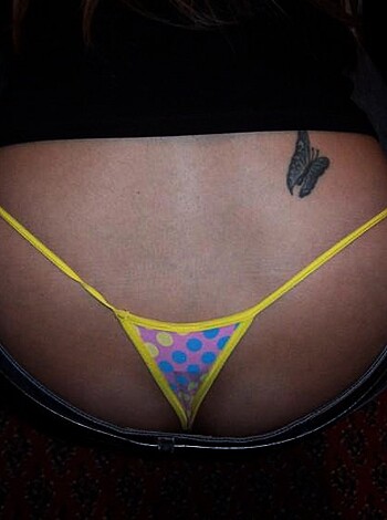 Blonde Amateur Teen shows her Cunt - Photo 28