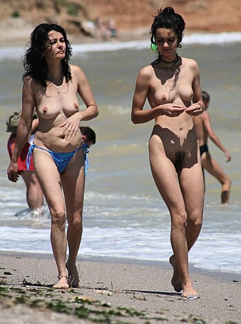 I Love Being Nude - Beach - Photo 9
